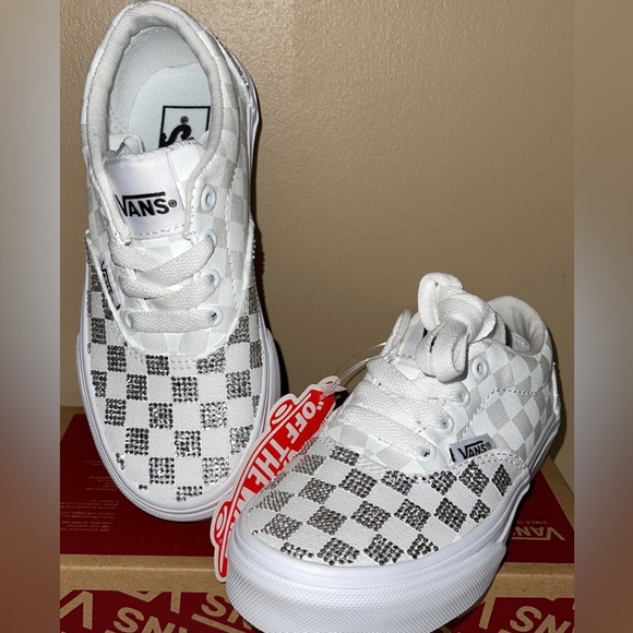 Custom Bling Vans - Picture 2 of 6
